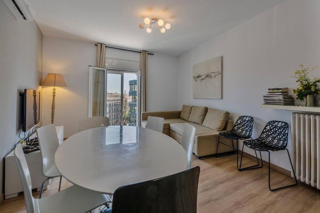 Canela Homes Barcelona Balmes מראה חיצוני תמונה