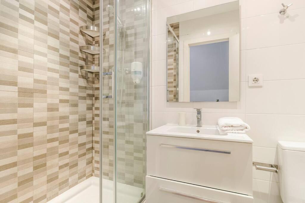 Canela Homes Barcelona Balmes מראה חיצוני תמונה